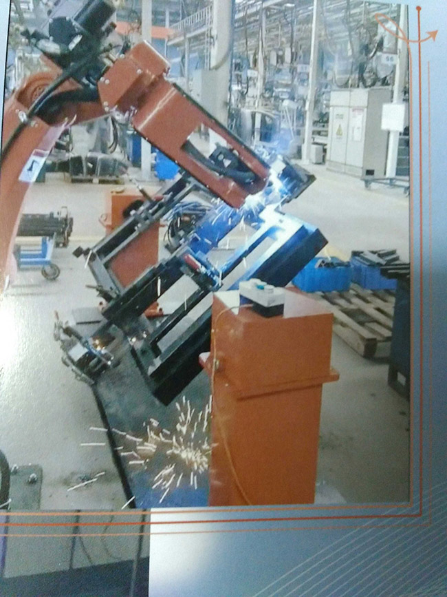 焊接机器人现场案例